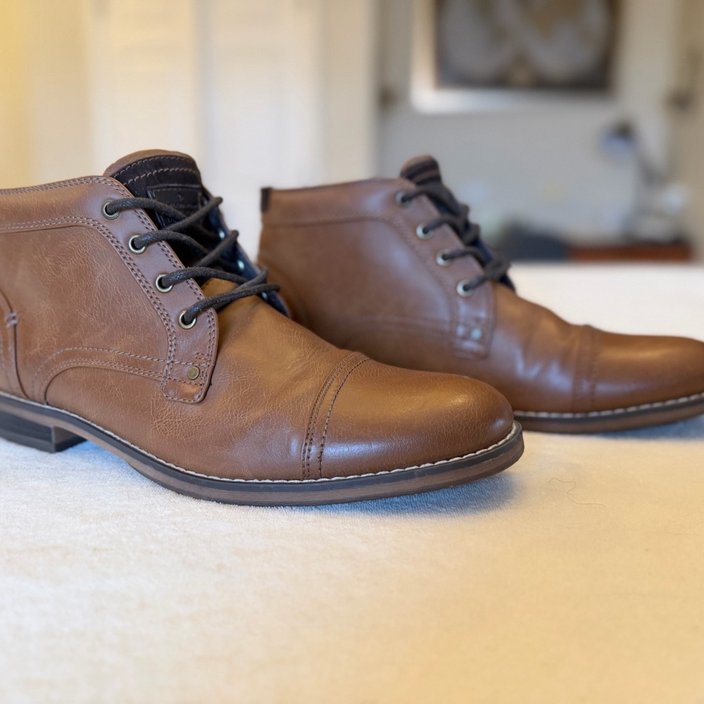H&M Tan Chukka Boots for Men